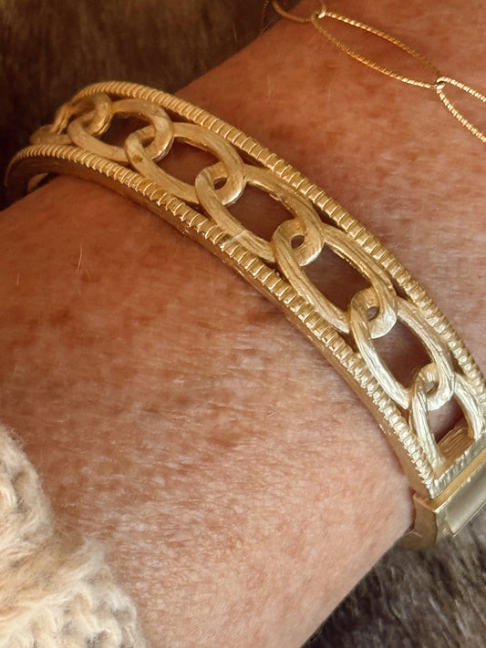 Grit Chain Link Bracelet