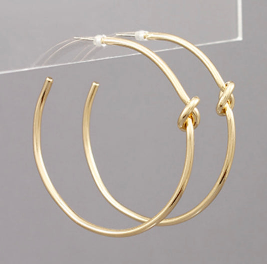 Knotted Hoops