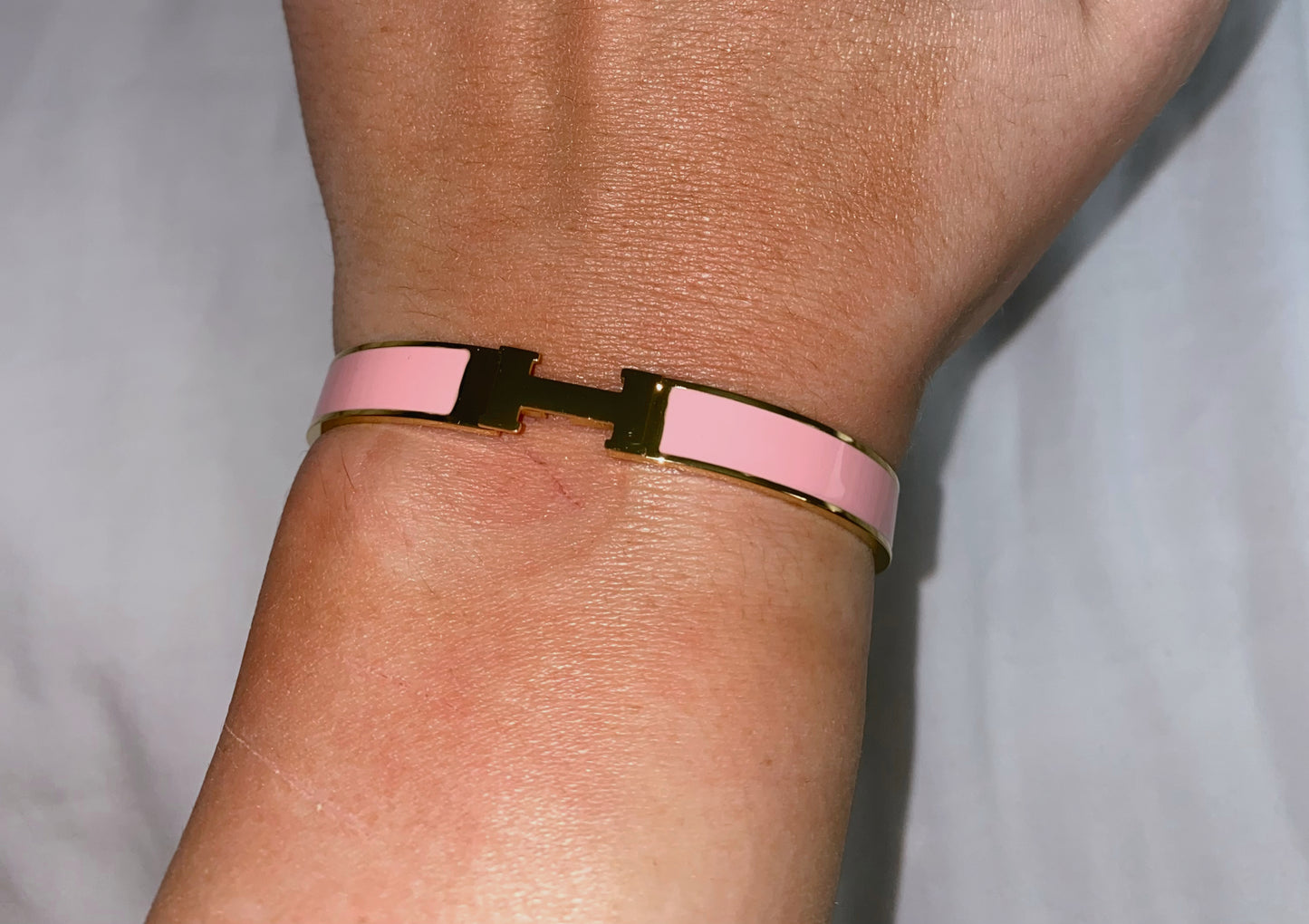 Small H Bracelet - Pink